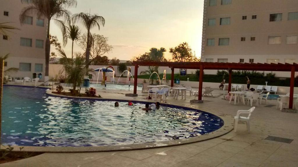 Apartamento Encontro Das Aguas Caldas Novas Luaran gambar